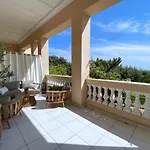 Apartment Le Gatsby 3 Etoiles - Gde Terrasse -tennis - Vue Hyeres