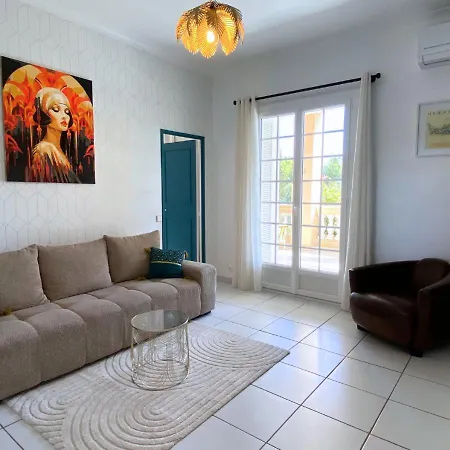 Le Gatsby 3 Etoiles - Piscine - Gde Terrasse -tennis - Vue *