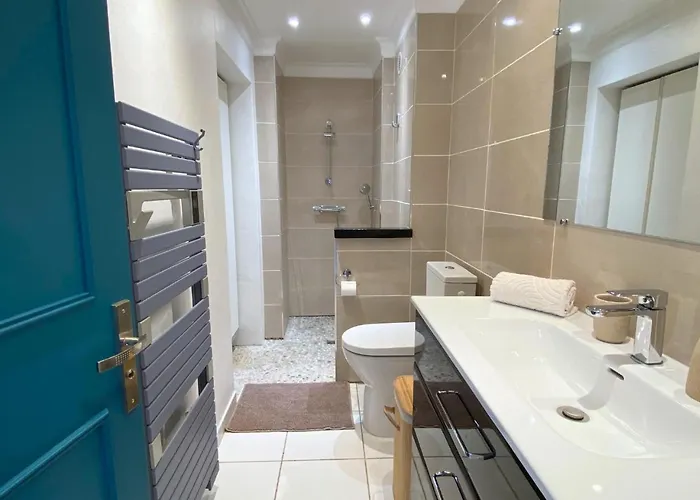 Apartment Le Gatsby 3 Etoiles - Gde Terrasse -tennis - Vue Hyeres